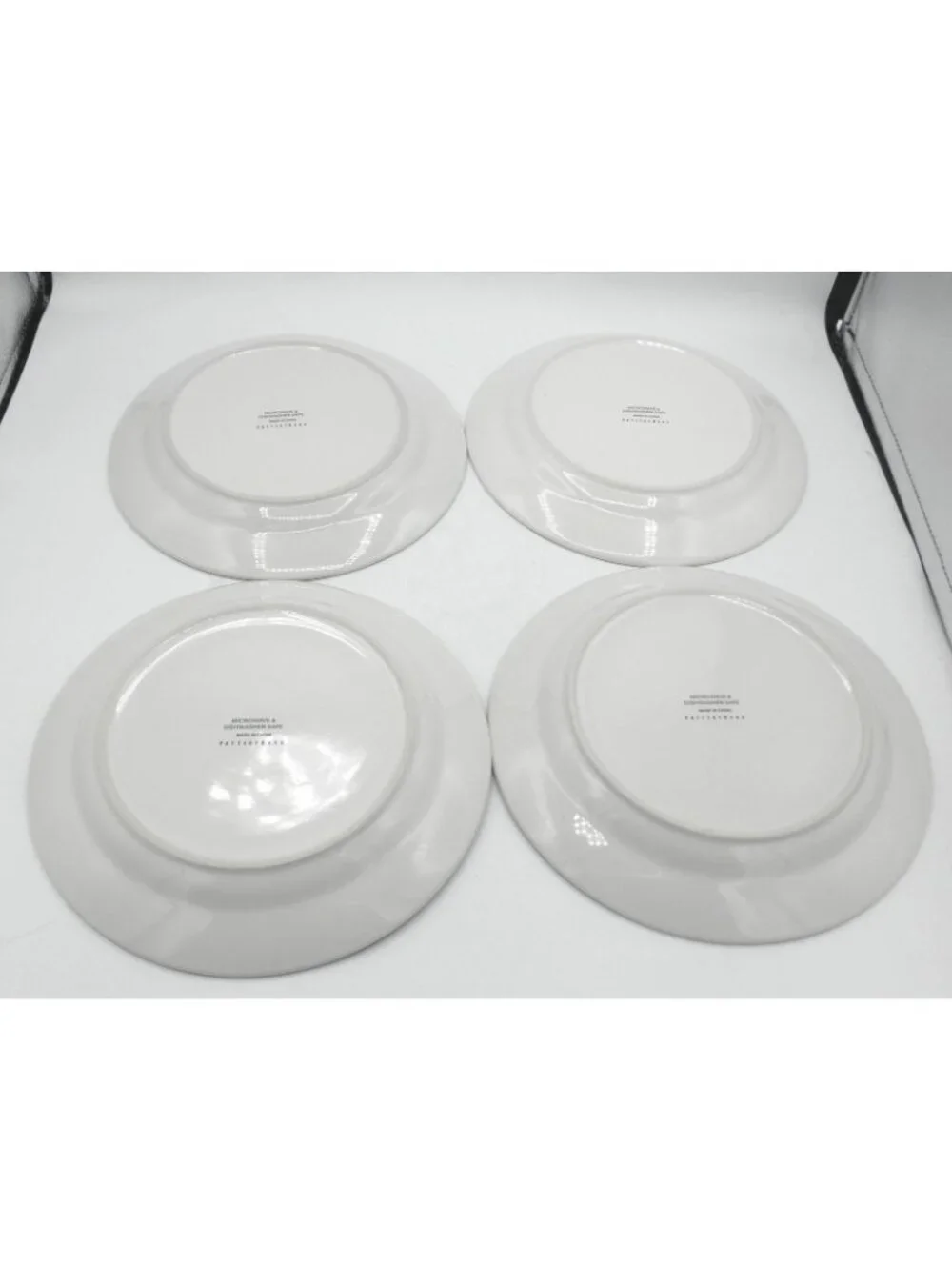 Nostalgic Santa by Pottery Barn 8-5/8 Inch Salad Plates Set of 4 Pattern PBANOS